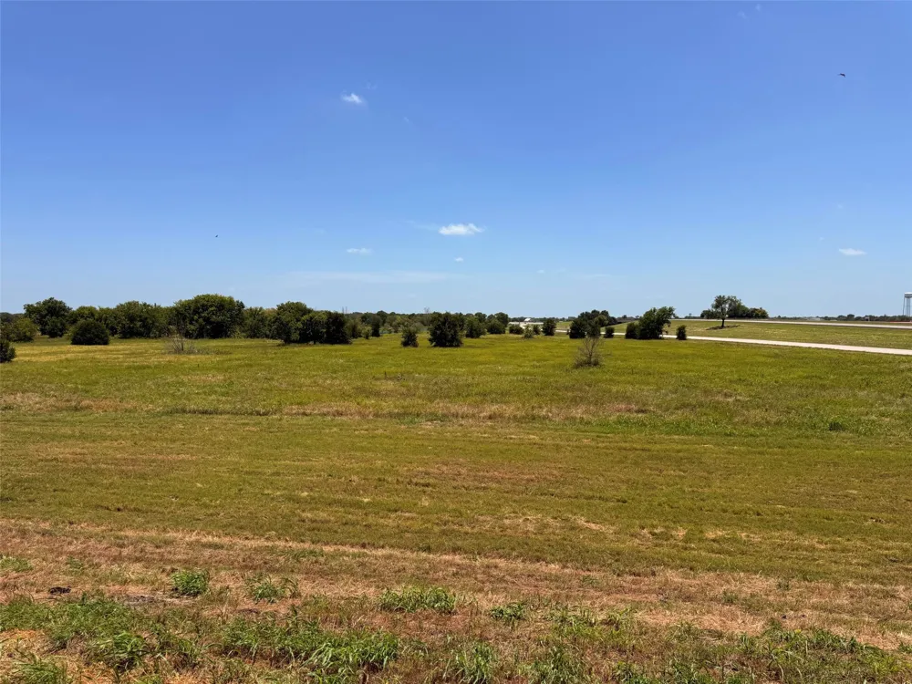 12101 US Highway 175 Kemp, TX 75143