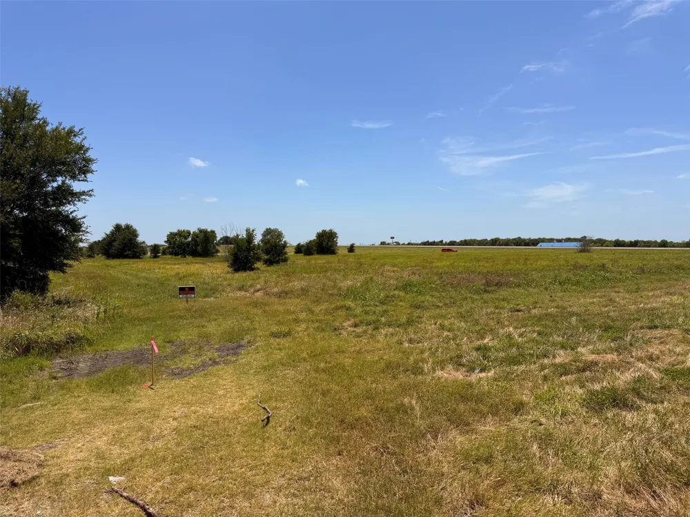12101 US Highway 175 Kemp, TX 75143