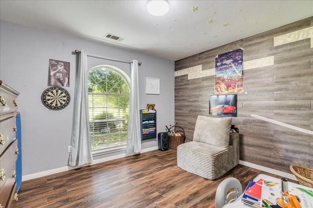 123 Crossroads Drive Dale, TX 78616