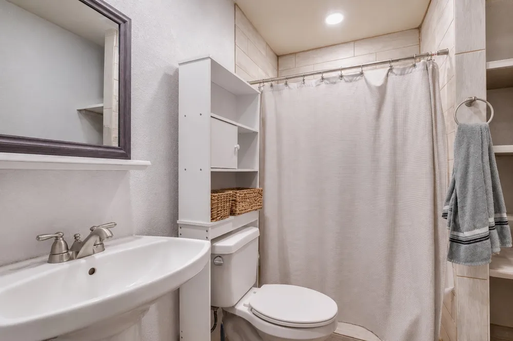 123 Crossroads Drive Dale, TX 78616