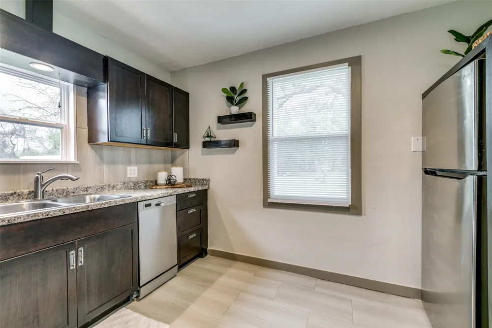 5610 Lyons Road Garland, TX 75043