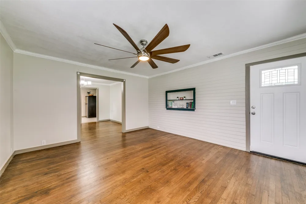 5610 Lyons Road Garland, TX 75043