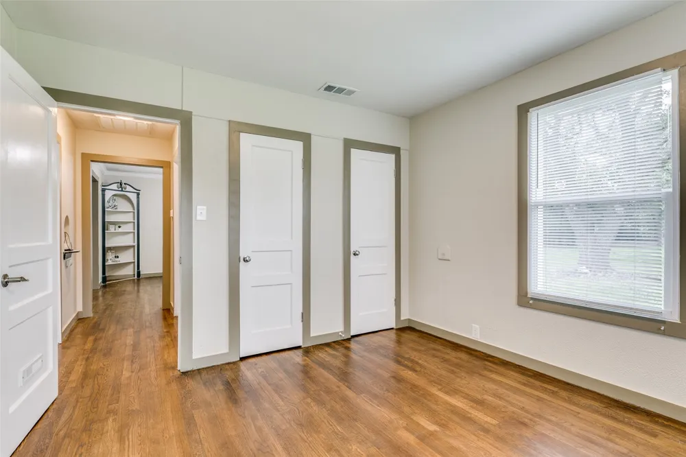5610 Lyons Road Garland, TX 75043