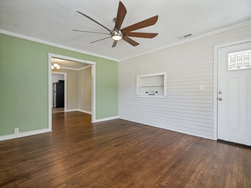 5610 Lyons Road Garland, TX 75043