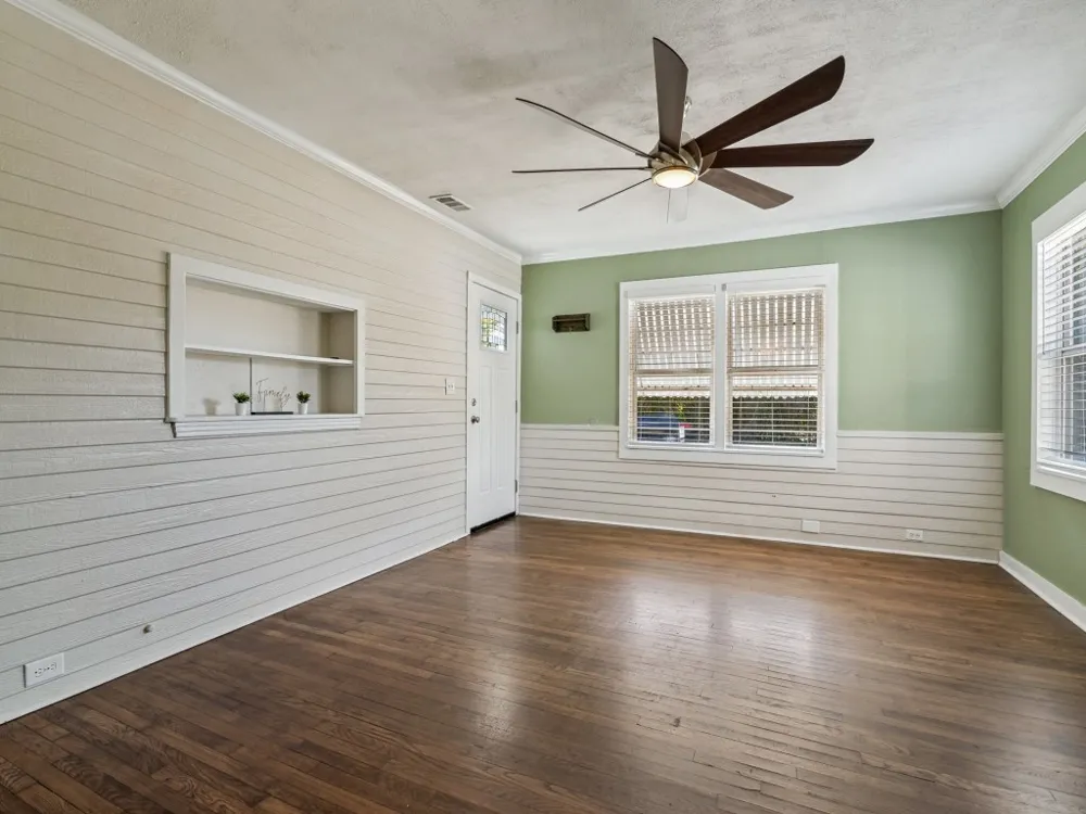 5610 Lyons Road Garland, TX 75043
