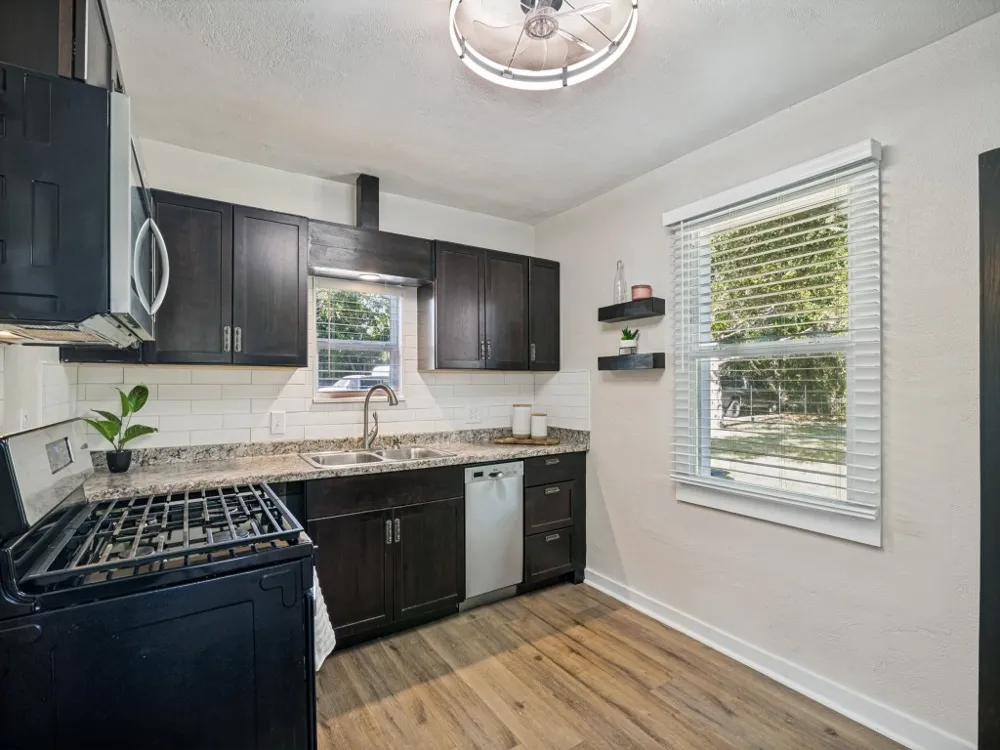 5610 Lyons Road Garland, TX 75043