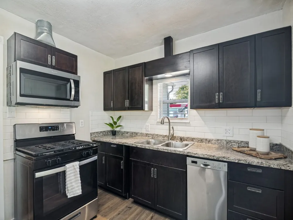 5610 Lyons Road Garland, TX 75043