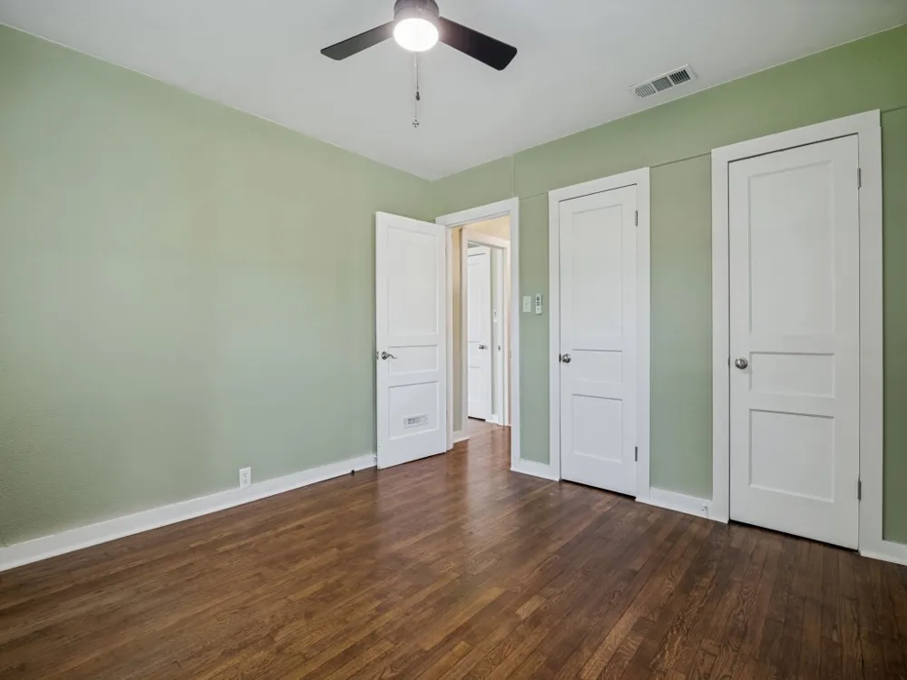 5610 Lyons Road Garland, TX 75043