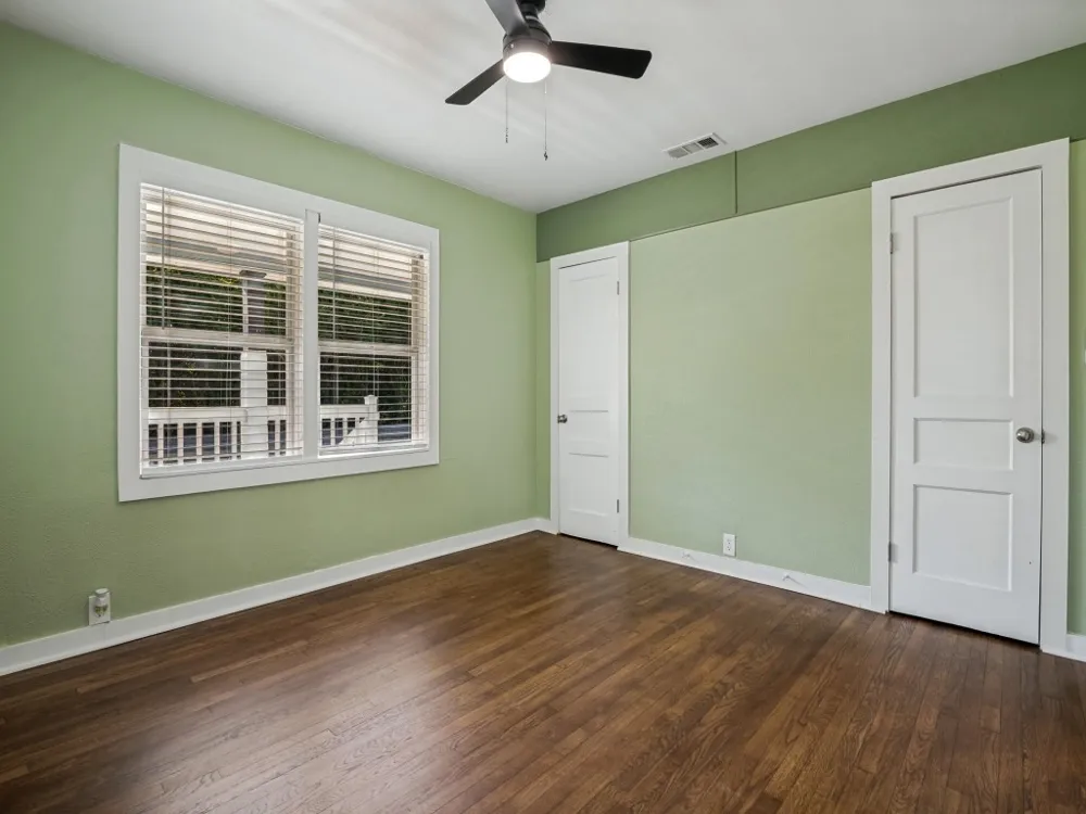 5610 Lyons Road Garland, TX 75043