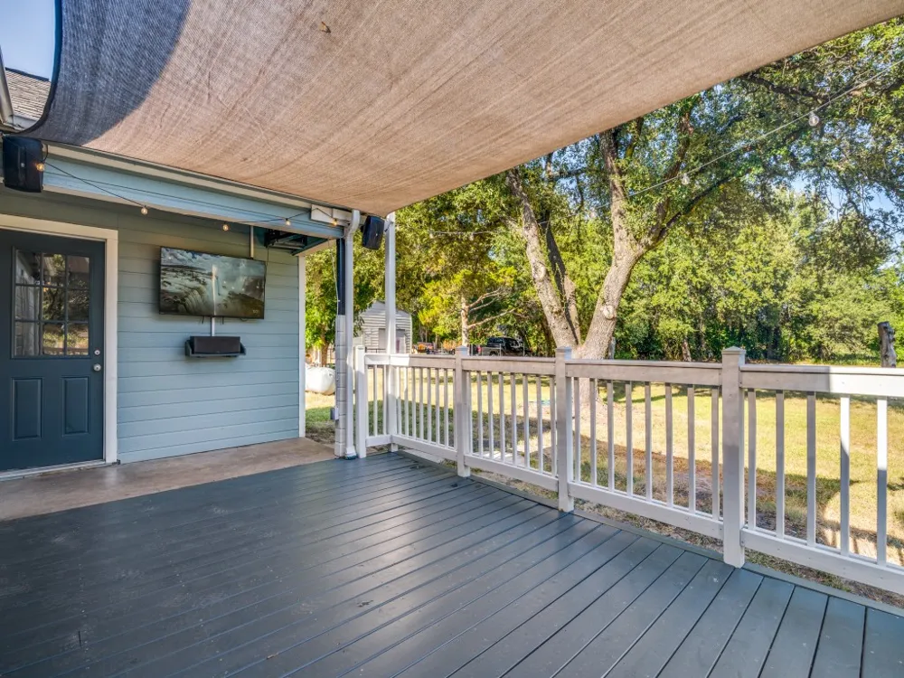 5610 Lyons Road Garland, TX 75043