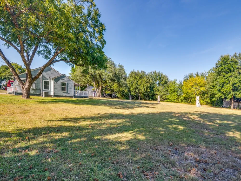 5610 Lyons Road Garland, TX 75043