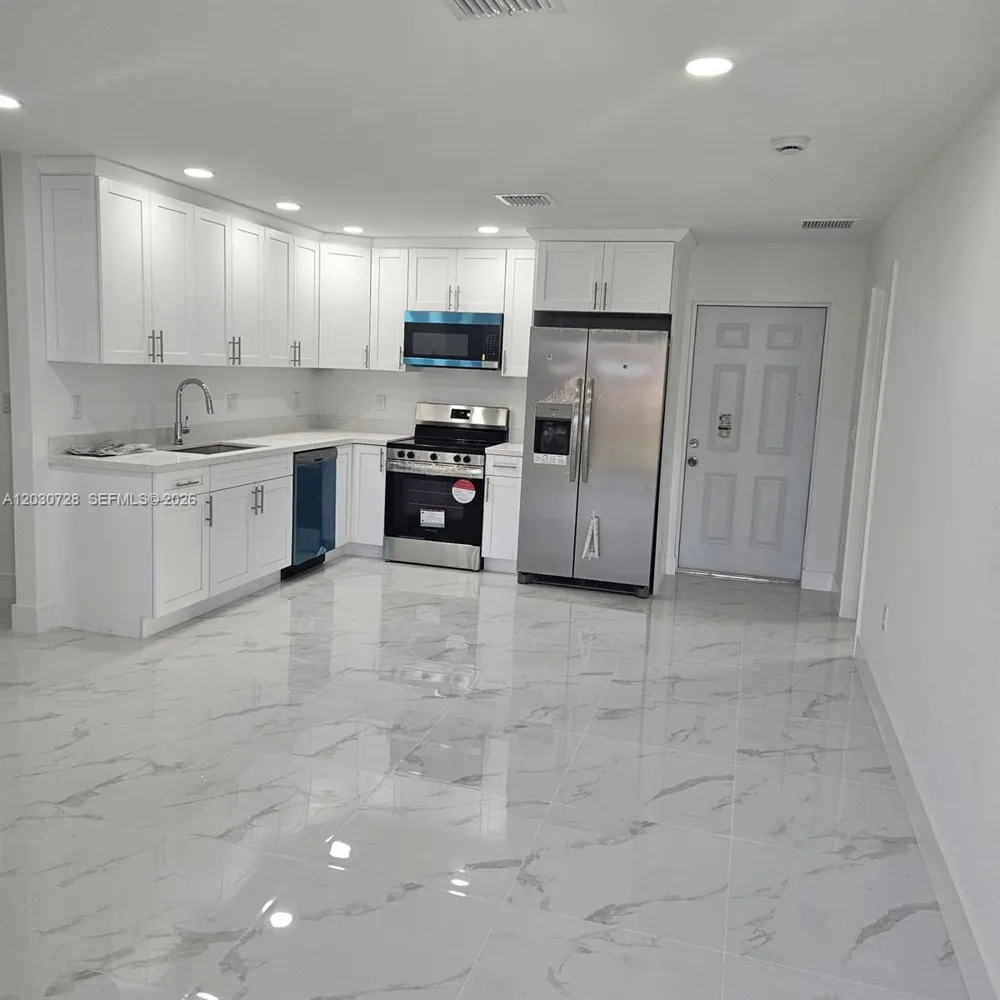 3819 3rd st W Lehigh Acres, FL 33971
