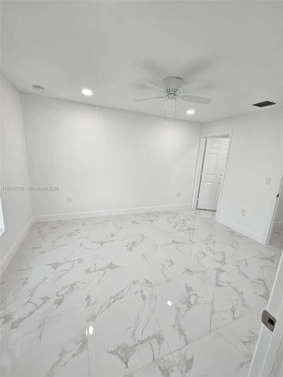3819 3rd st W Lehigh Acres, FL 33971