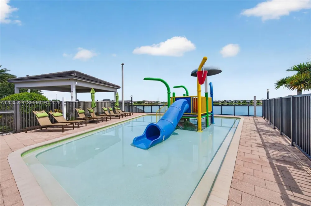 15841 NW 91st Ct Miami Lakes, FL 33018