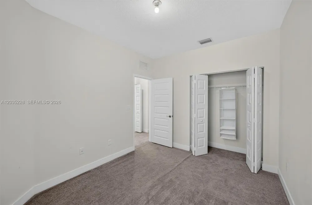 15841 NW 91st Ct Miami Lakes, FL 33018