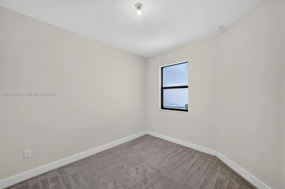 15841 NW 91st Ct Miami Lakes, FL 33018