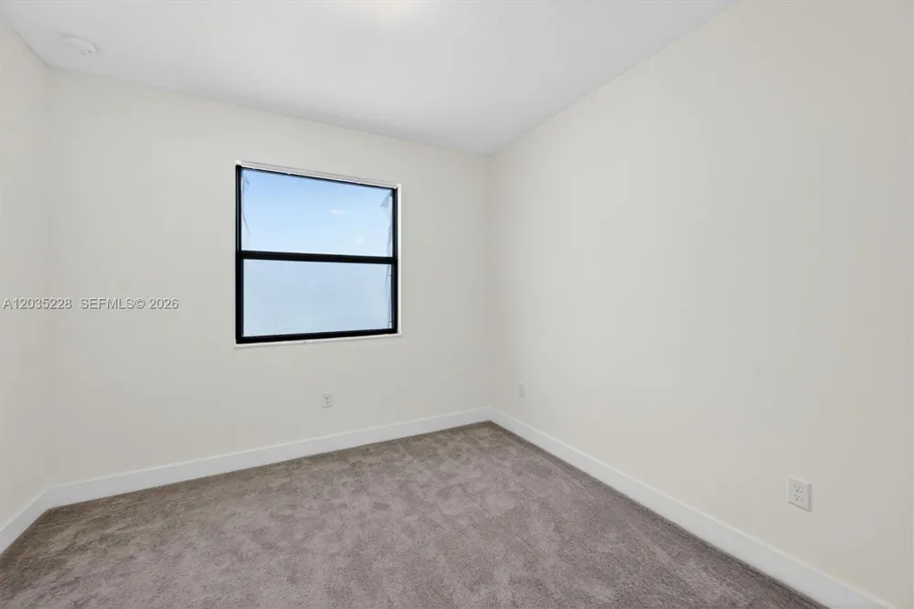 15841 NW 91st Ct Miami Lakes, FL 33018