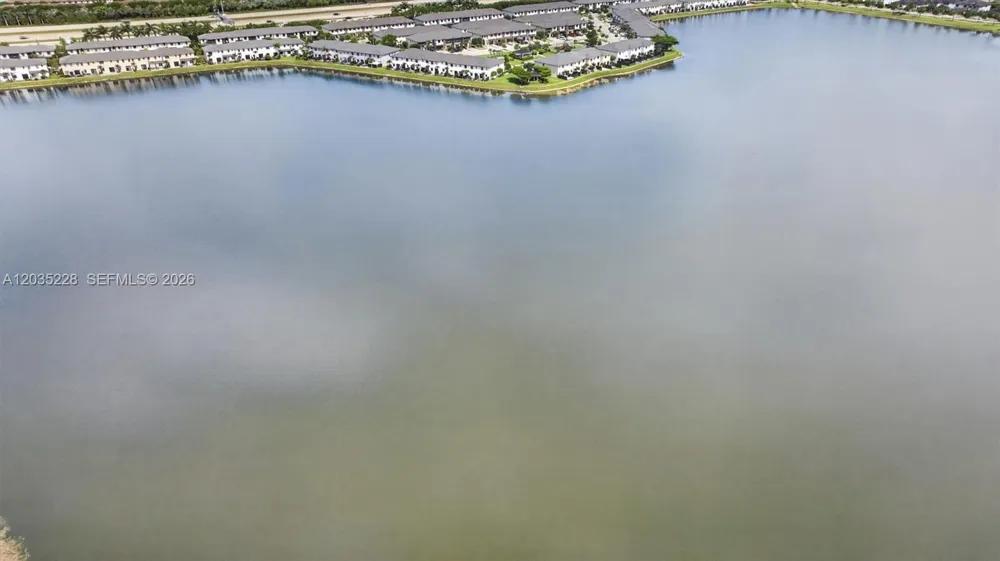 15841 NW 91st Ct Miami Lakes, FL 33018