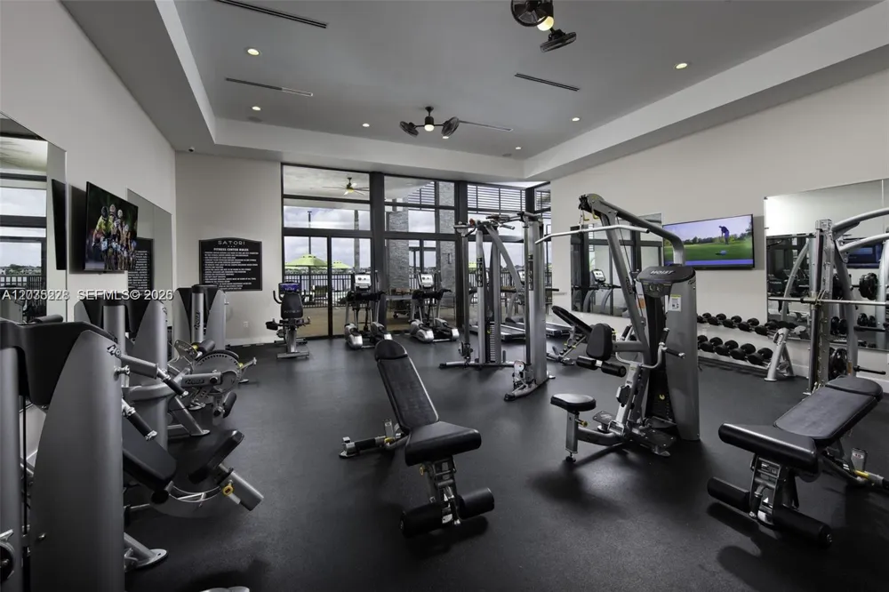 15841 NW 91st Ct Miami Lakes, FL 33018