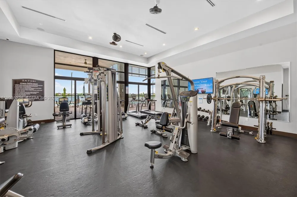 15841 NW 91st Ct Miami Lakes, FL 33018