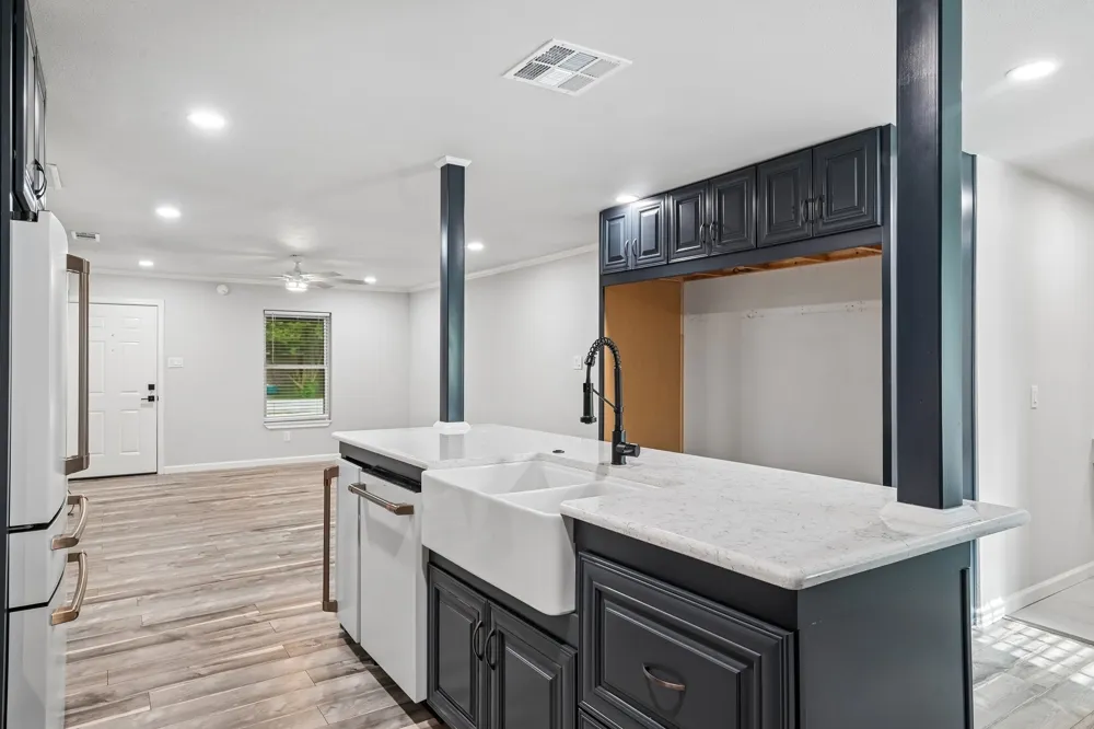 511 Commerce Street Kemp, TX 75143