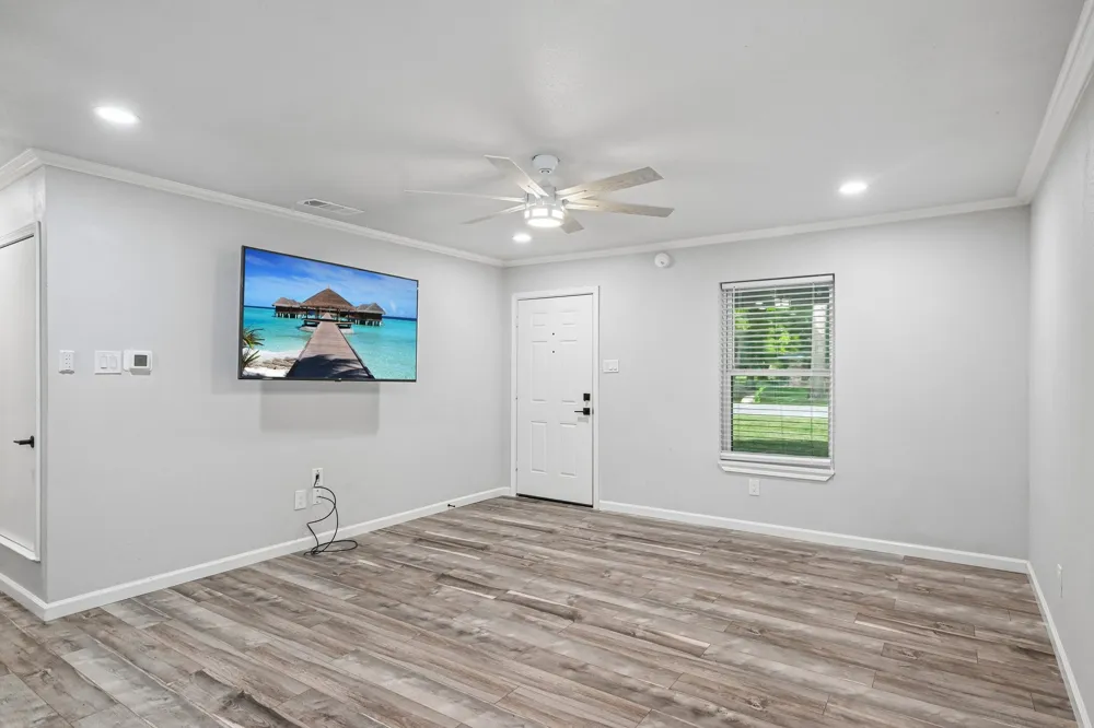 511 Commerce Street Kemp, TX 75143