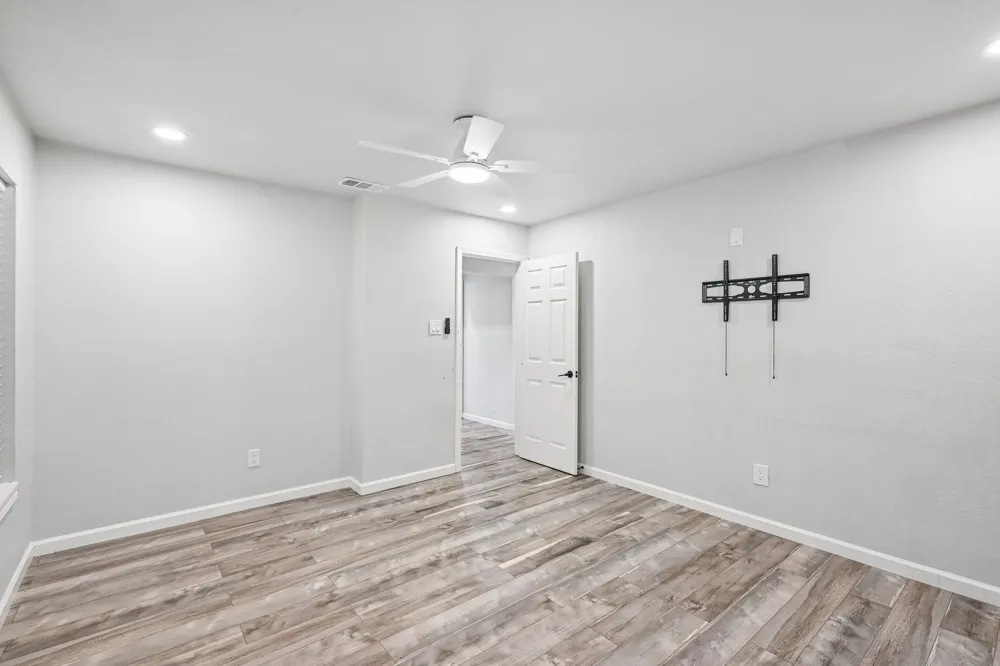 511 Commerce Street Kemp, TX 75143