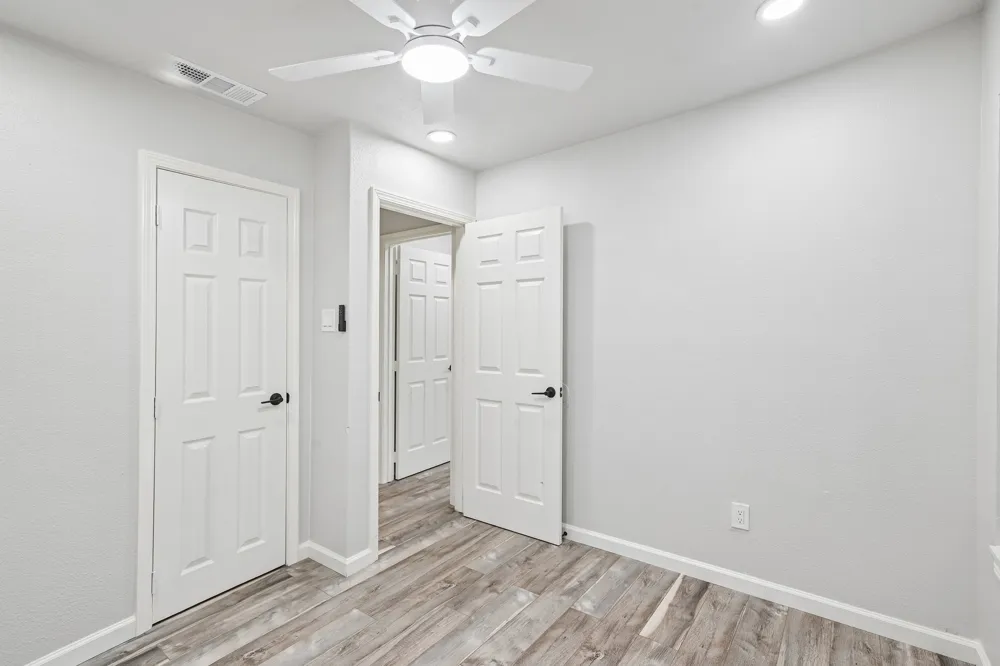 511 Commerce Street Kemp, TX 75143