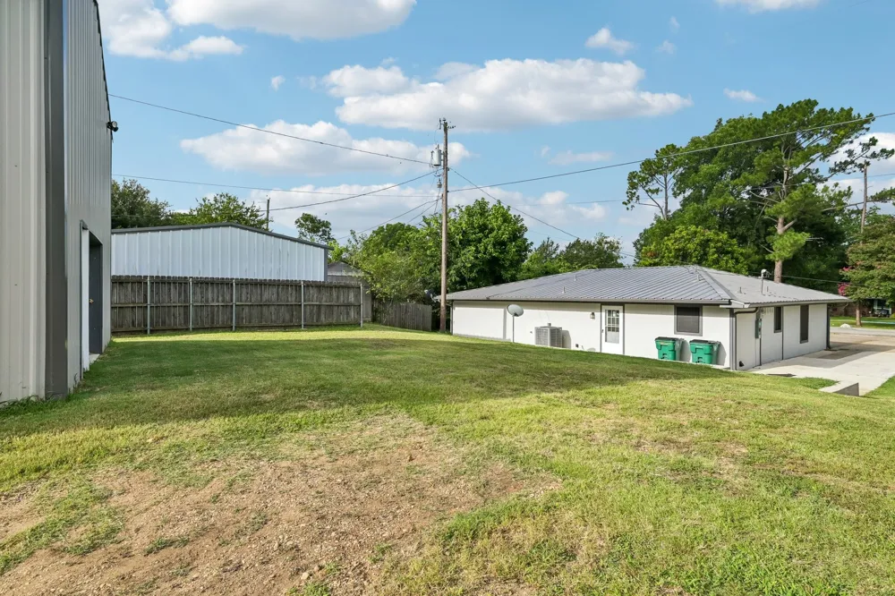 511 Commerce Street Kemp, TX 75143
