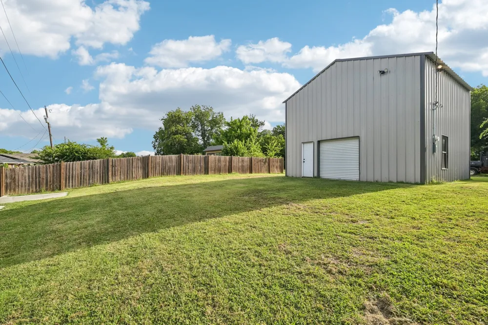511 Commerce Street Kemp, TX 75143