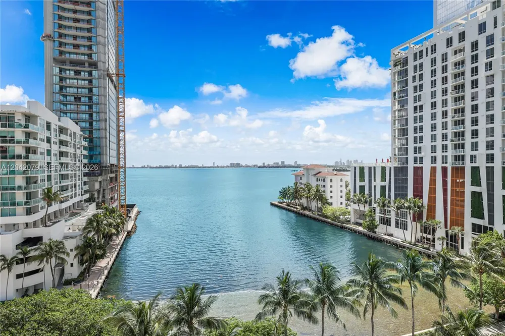 460 NE 28th St #701 Miami, FL 33137