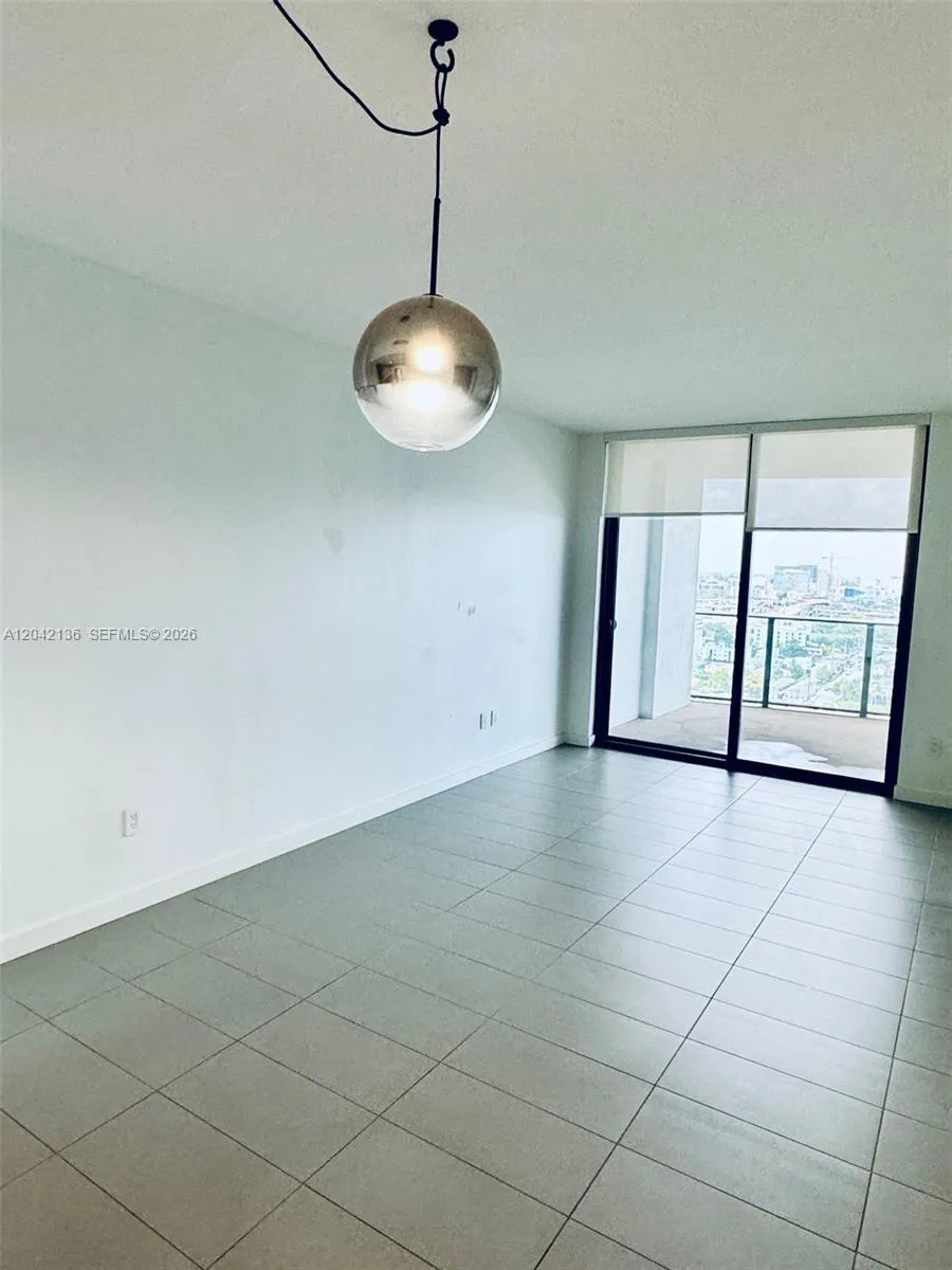 1600 NE 1 #1915 Miami, FL 33132