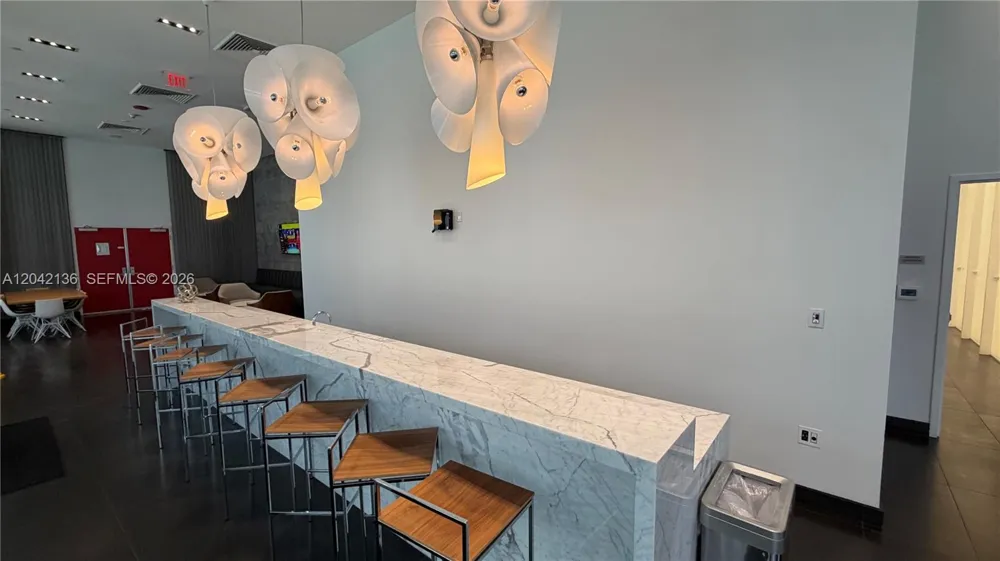 1600 NE 1 #1915 Miami, FL 33132