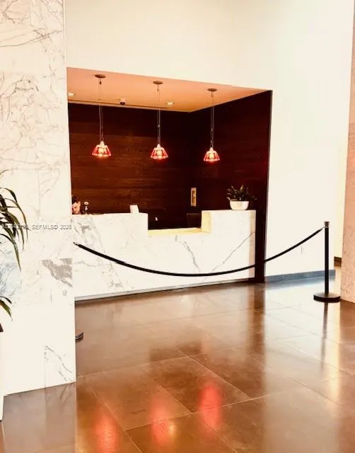 1600 NE 1 #1915 Miami, FL 33132