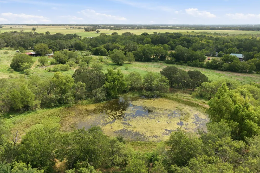 220 Homer Young Lane Axtell, TX 76624