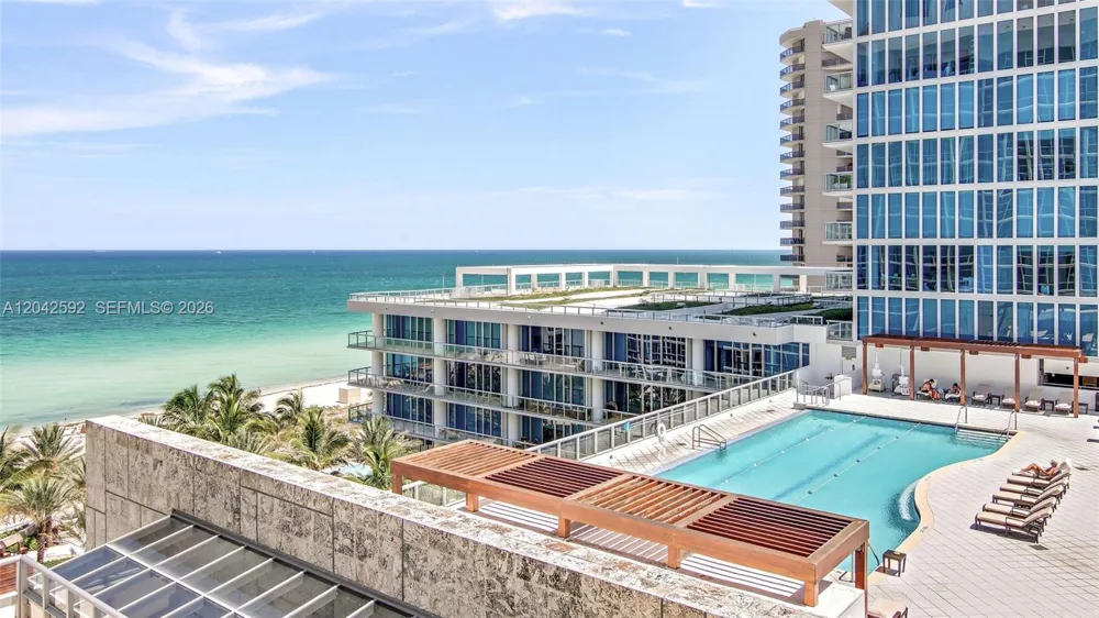 6801 Collins Ave #1101 Miami Beach, FL 33141