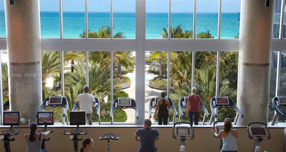 6801 Collins Ave #1101 Miami Beach, FL 33141
