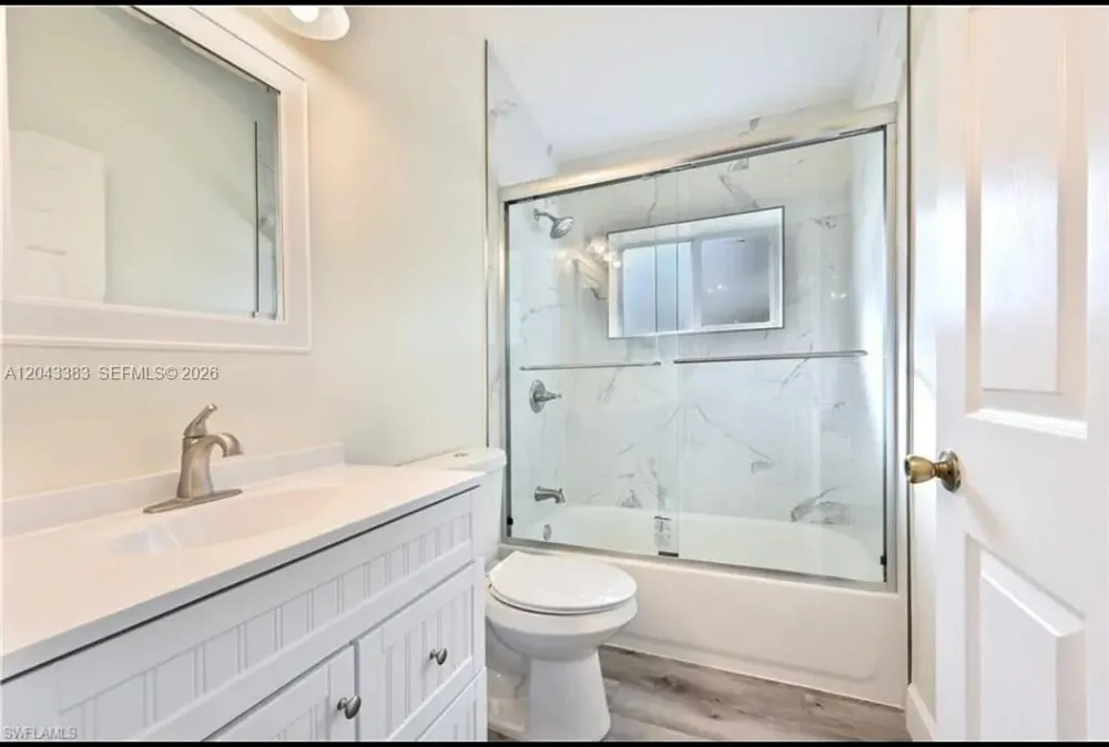 2830 NE 4th Ave Naples, FL 34120