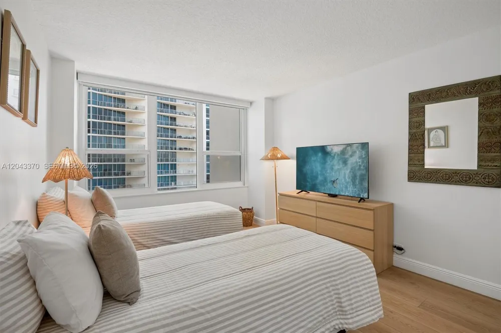 3505 S Ocean Dr #708 Hollywood, FL 33019