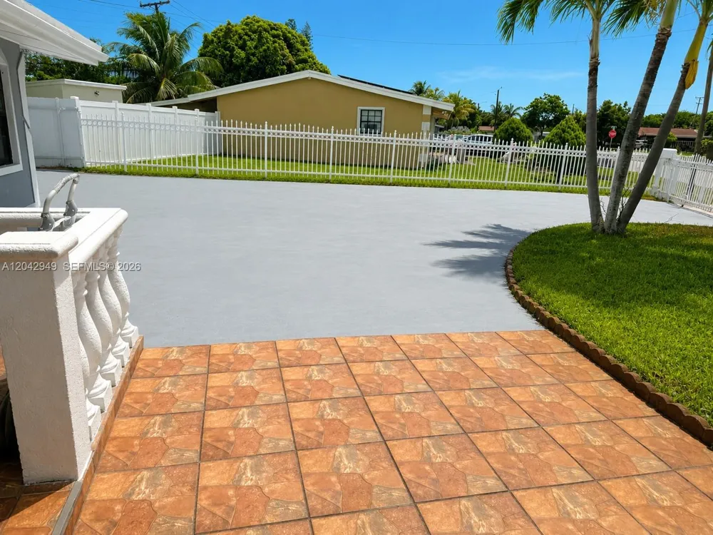 401 NW 198th St Miami Gardens, FL 33169