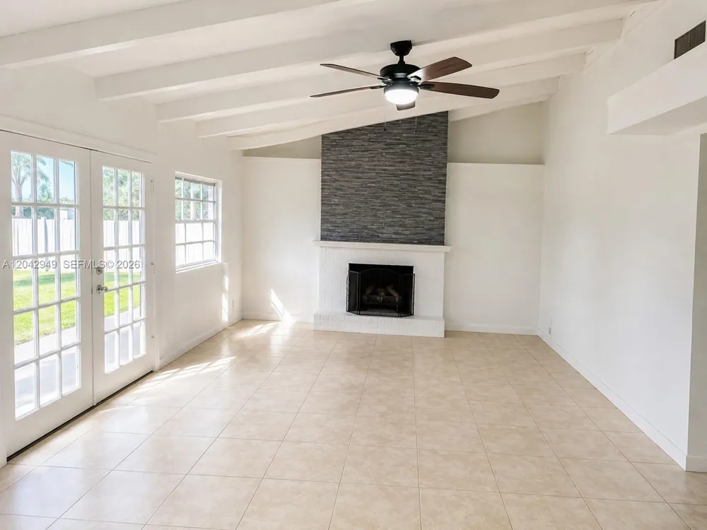 401 NW 198th St Miami Gardens, FL 33169