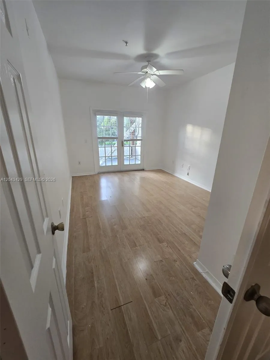 6413 Astor Village Ave #206 Orlando, FL 32835