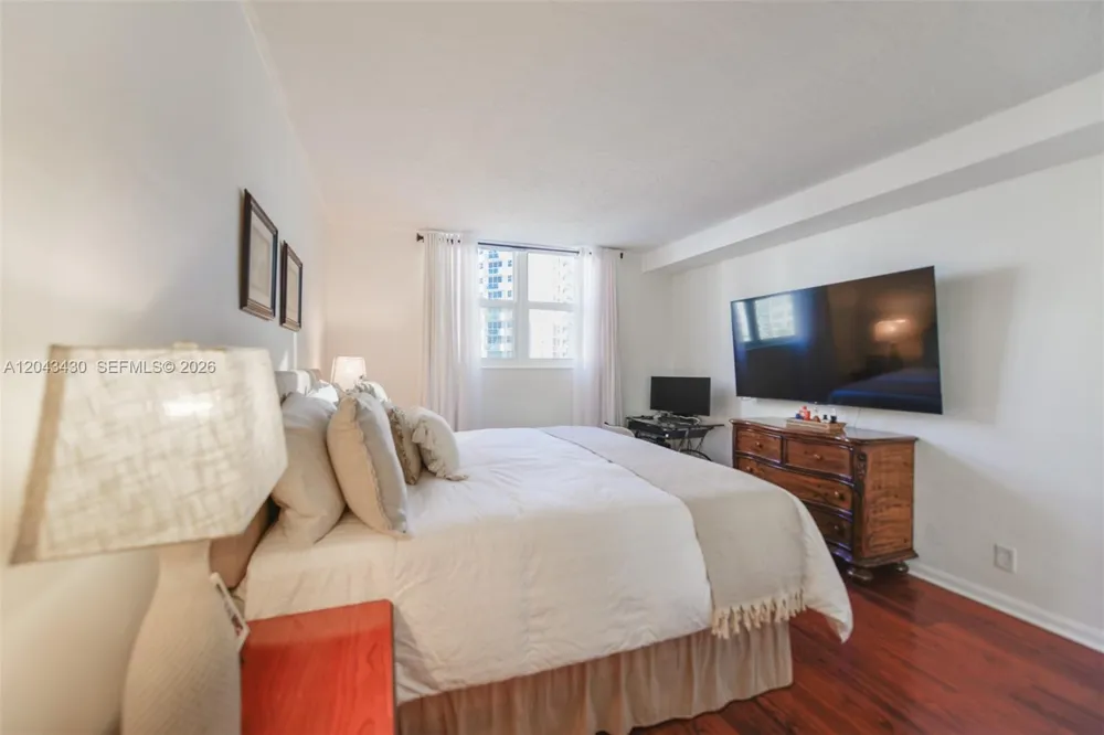 3000 S Ocean Dr #514 Hollywood, FL 33019
