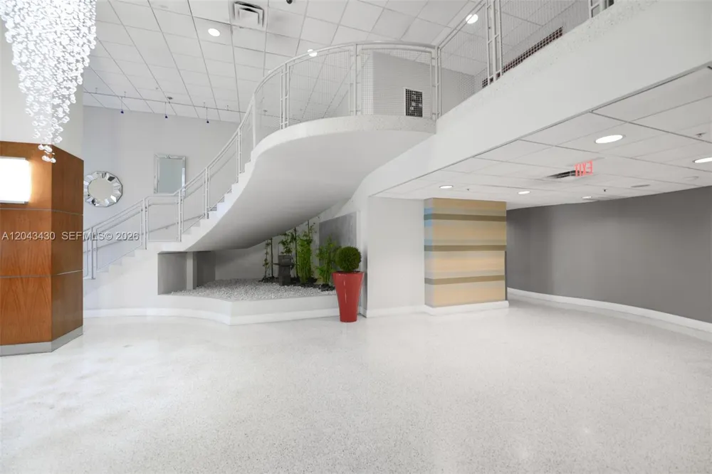 3000 S Ocean Dr #514 Hollywood, FL 33019