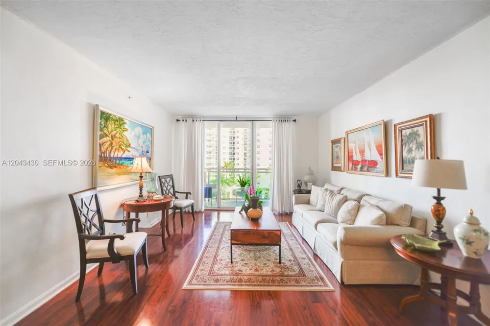 3000 S Ocean Dr #514 Hollywood, FL 33019
