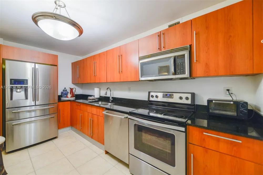 3000 S Ocean Dr #514 Hollywood, FL 33019