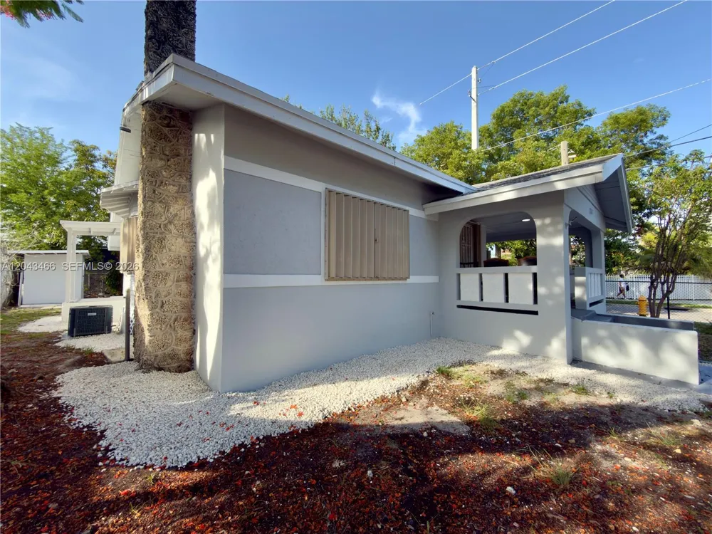 103 NW 35th St Miami, FL 33127