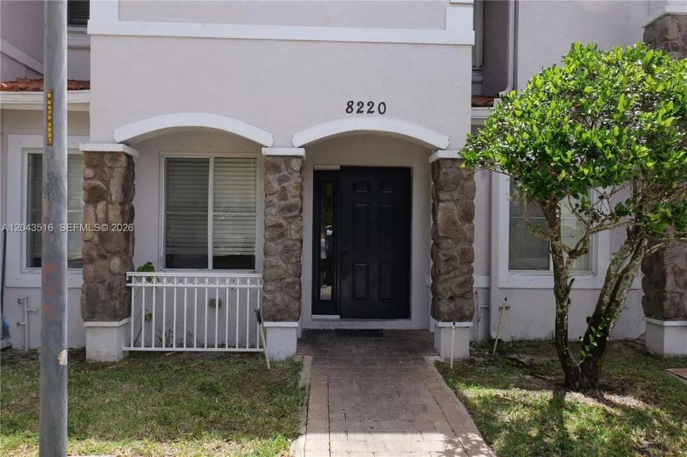 8220 SW 25th Ct Miramar, FL 33025