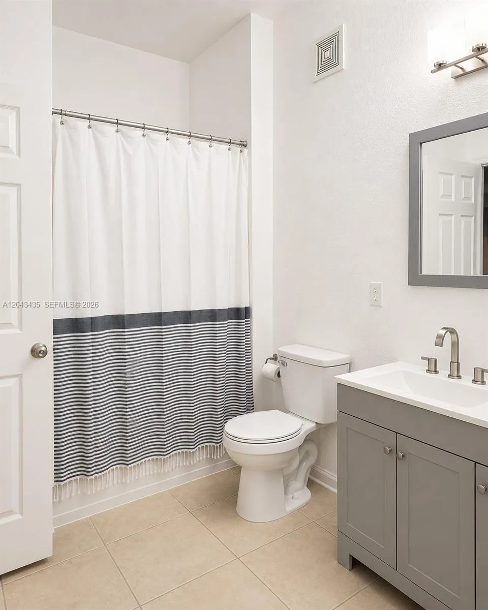 3314 ROBERT TRENT JONES DRIVE #104-01 Orlando, FL 32835