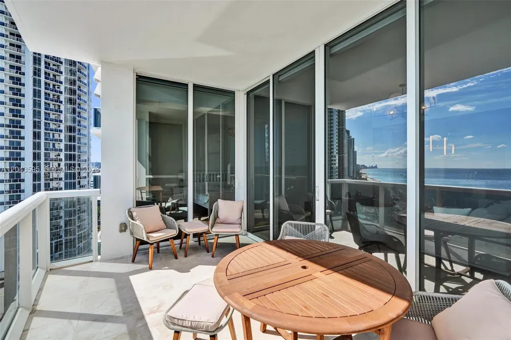 18101 Collins Ave #1607 Sunny Isles Beach, FL 33160